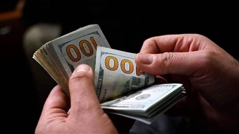 الدولار يسجّل ارتفاعاً طفيفاً في أسواق بغداد