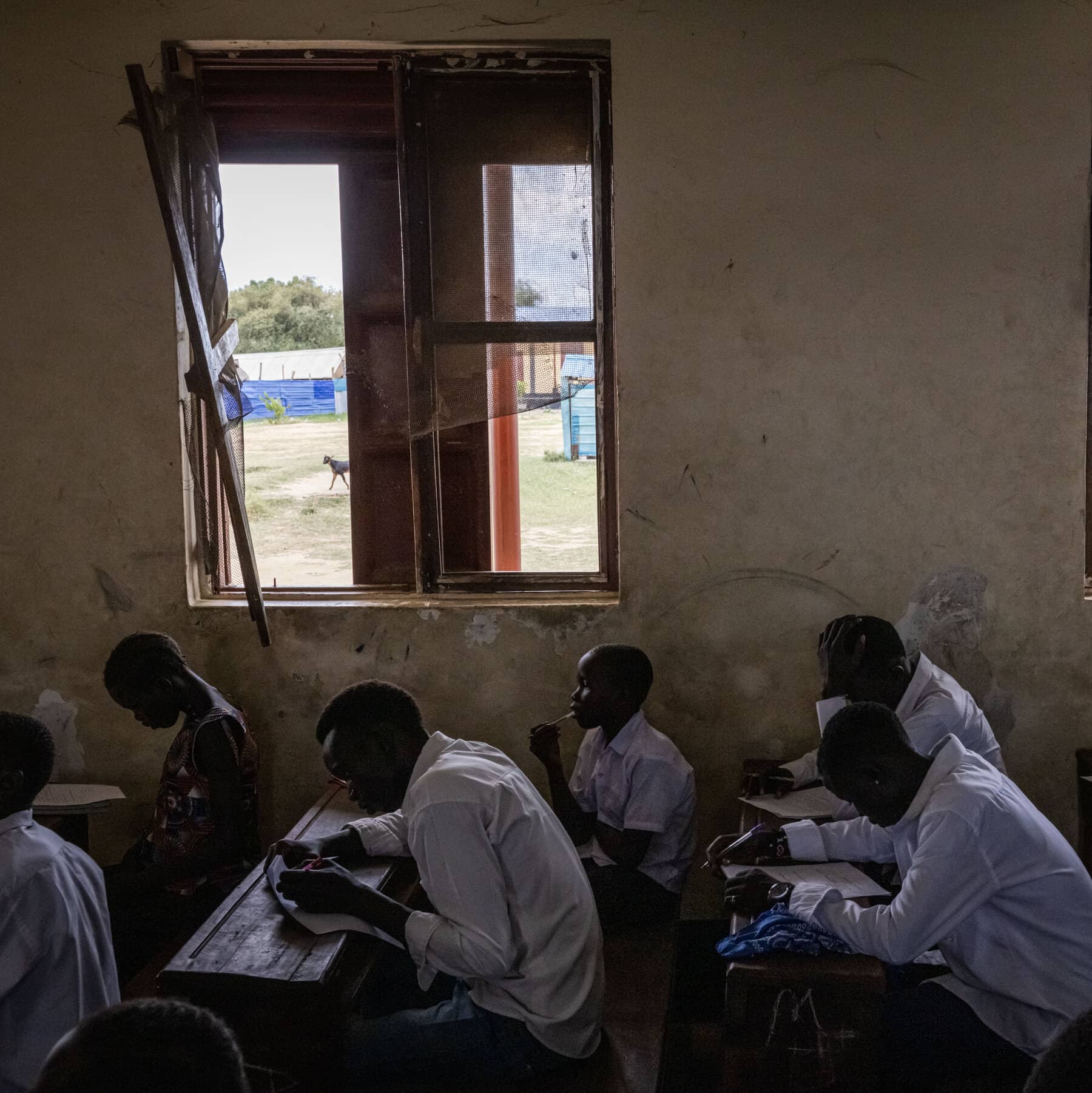 هل يمكن لجيل الشباب أن ينجو من أزمة التعليم في جنوب السودان؟