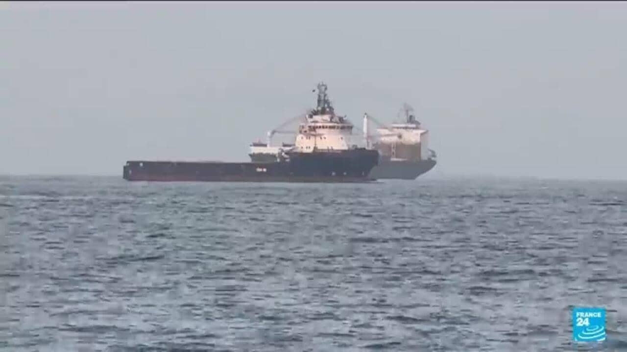 إجلاء آلاف البحارة المحاصرين بالخليج يتطلب أسابيع
