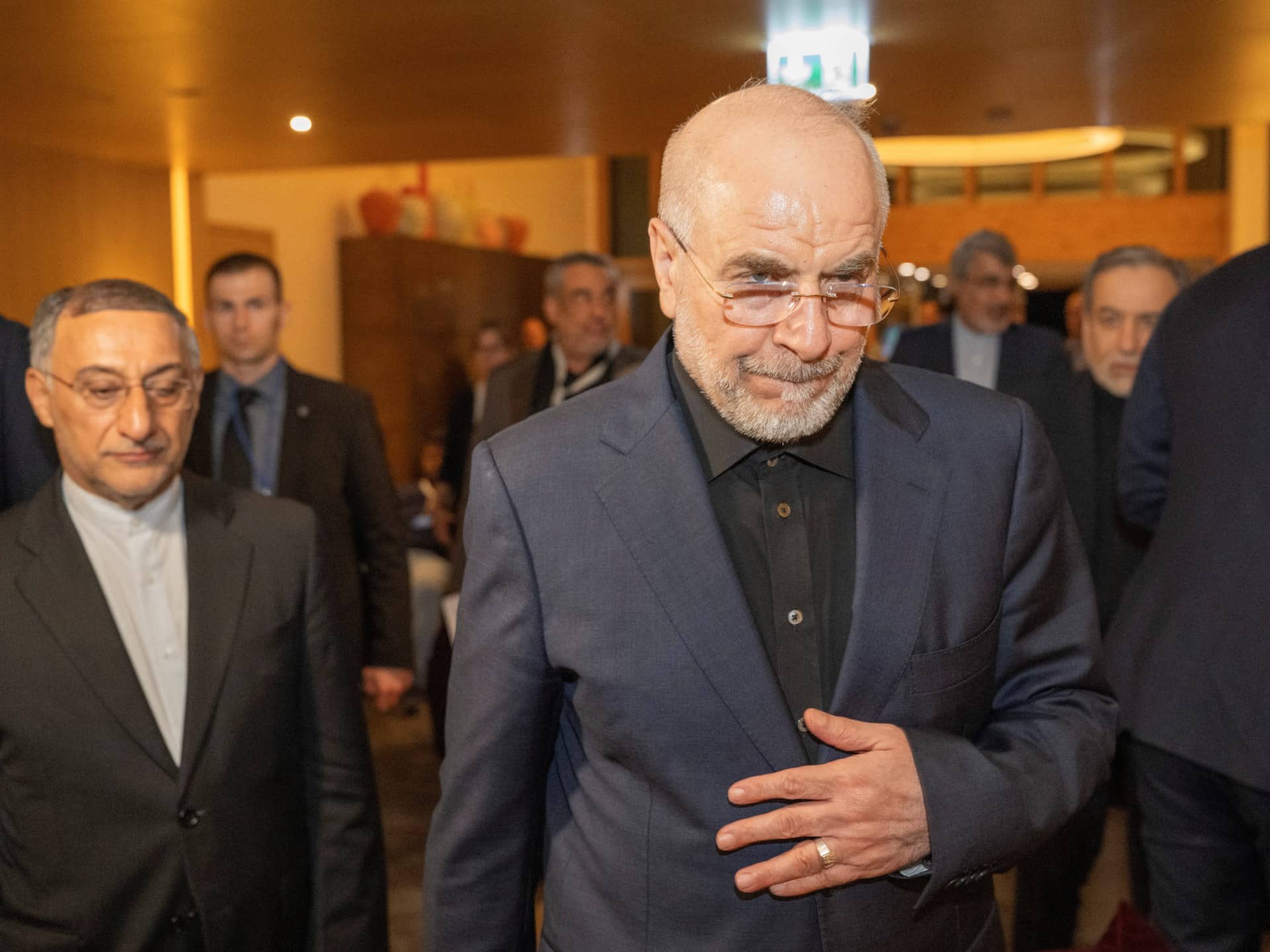 غليباف يفند مزاعم ترامب بشأن استخدام الأموال الإيرانية المجمّدة