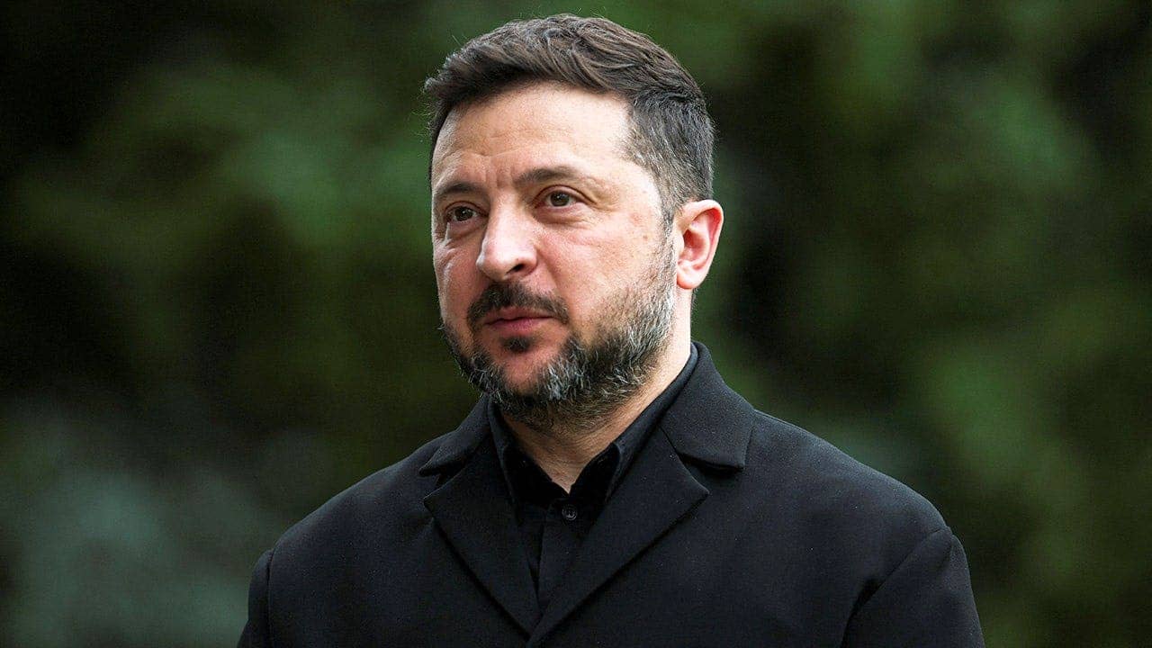 أوكرانيا تشن واحداً من أكبر هجماتها بالطائرات المسيّرة على روسيا