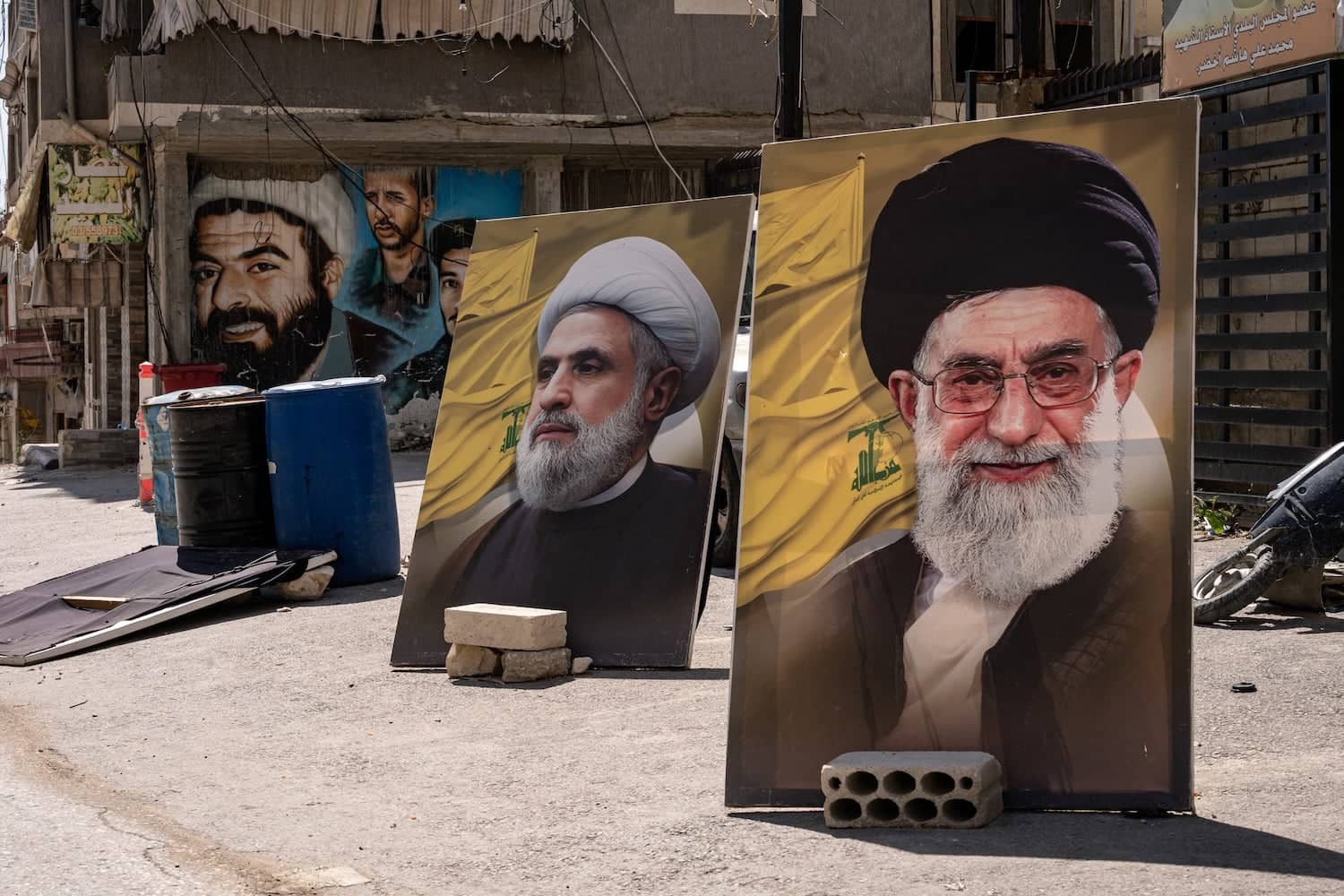 هل تحوّل حزب الله من أداة قوة إلى عبء على طهران؟