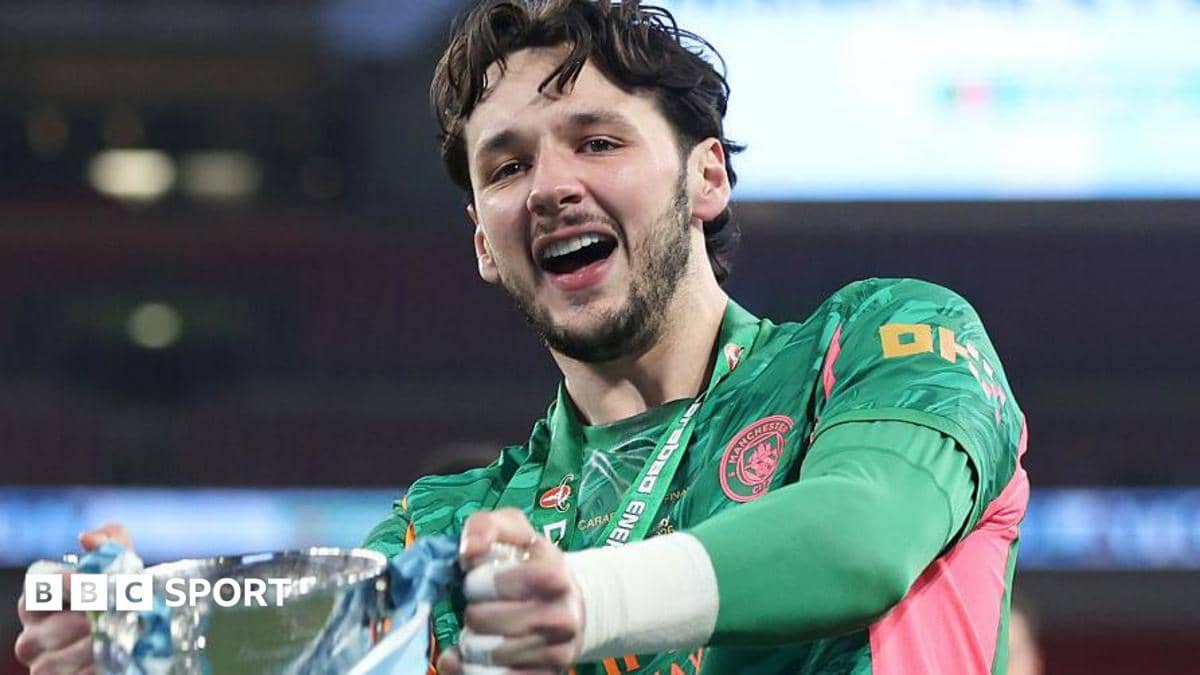 ليدز يتفاوض لضم حارس مرمى مانشستر سيتي ترافورد