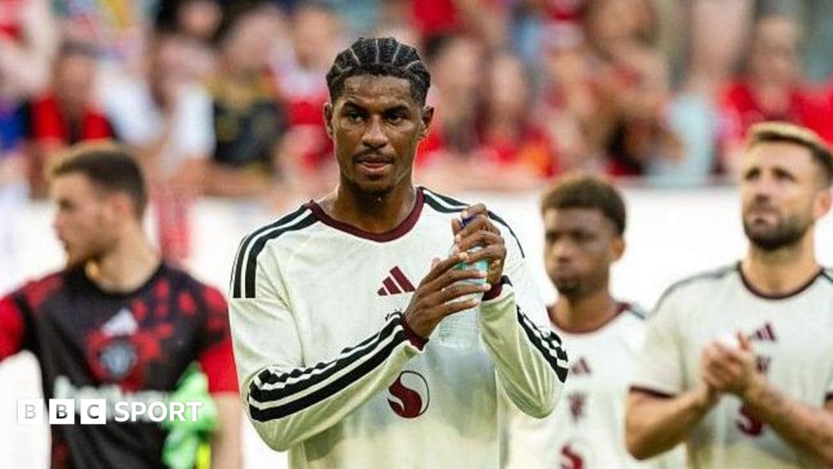 مغواير يطالب راشفورد بالبقاء في مانشستر يونايتد