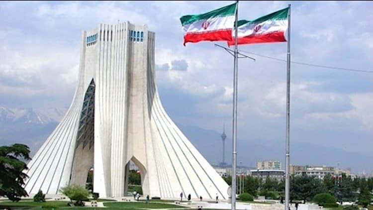 طهران تدين تشديد العقوبات الأمريكية وتتوعد بالمواجهة