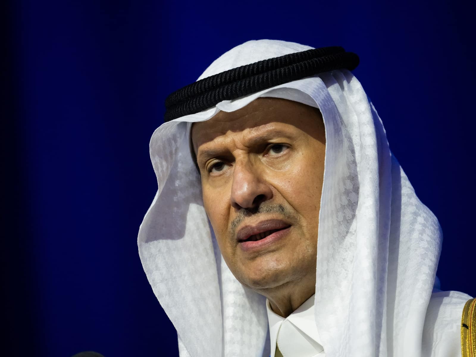السعودية: خط الأنابيب الشرقي الغربي يضخ 5.8 ملايين برميل يومياً