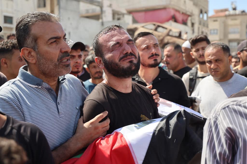 قائد إيراني: القوات البحرية الأجنبية انسحبت من الخليج